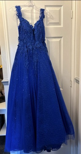 Tiffanys blue lace beaded - blue,